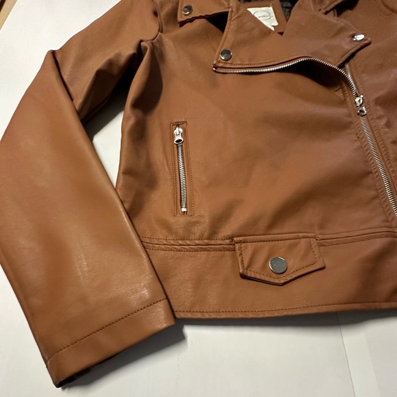 Vine & Valley women’s size M faux leather Moto‎ crop jacket/front zip closure - Picture 10 of 10
